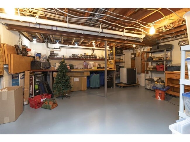 Building Photo - 139 Otis Avenue