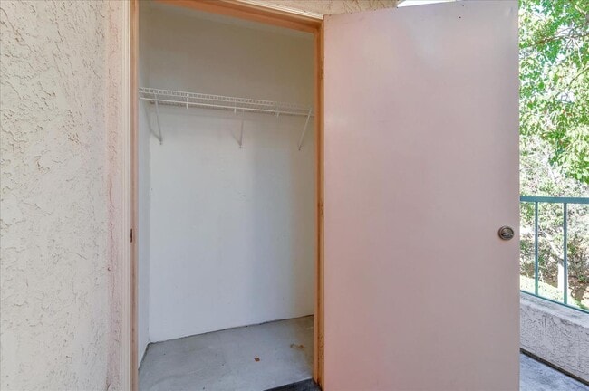 Building Photo - 18614 Caminito Cantilena