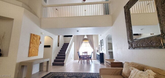 Building Photo - 1729 Mexican Poppy St