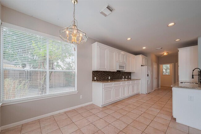 Building Photo - 4707 Brookside Ct