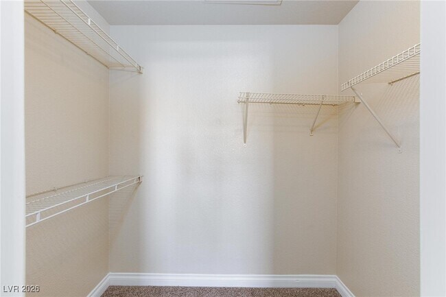 Building Photo - 1150 N Buffalo Dr