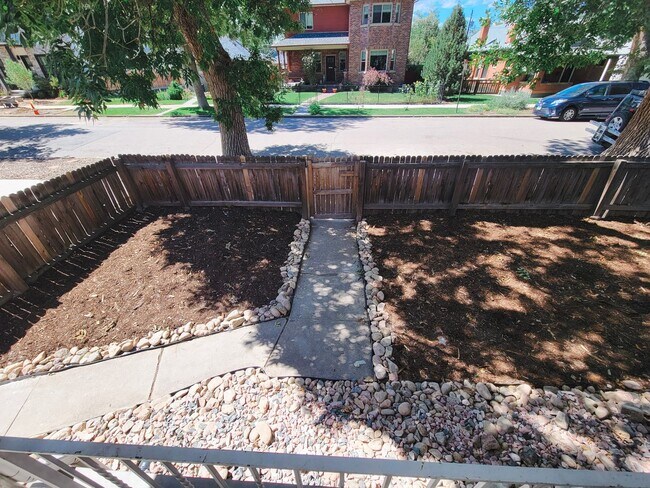 Building Photo - 2 bedroom 1 bath Berkley Apartment for rent