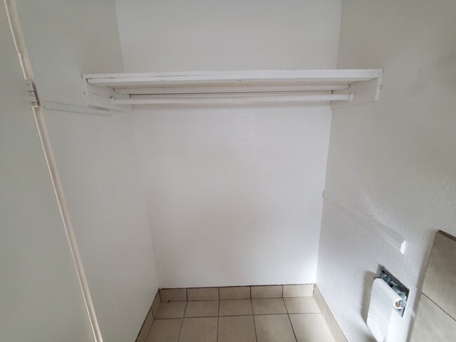 Building Photo - 2309 Grand Ave