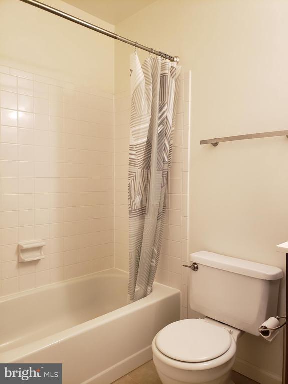 Building Photo - 5732 Lofthill Ct