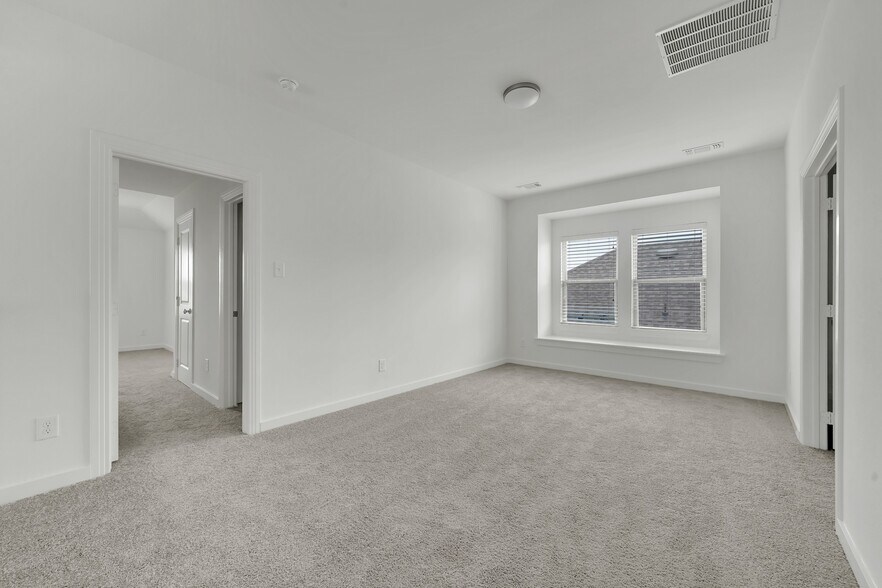 Building Photo - 3729 Paradise Way