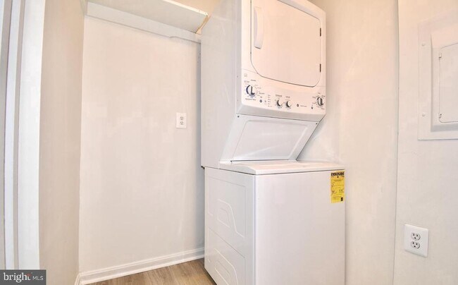 Building Photo - 12901 Churchill Ridge Cir