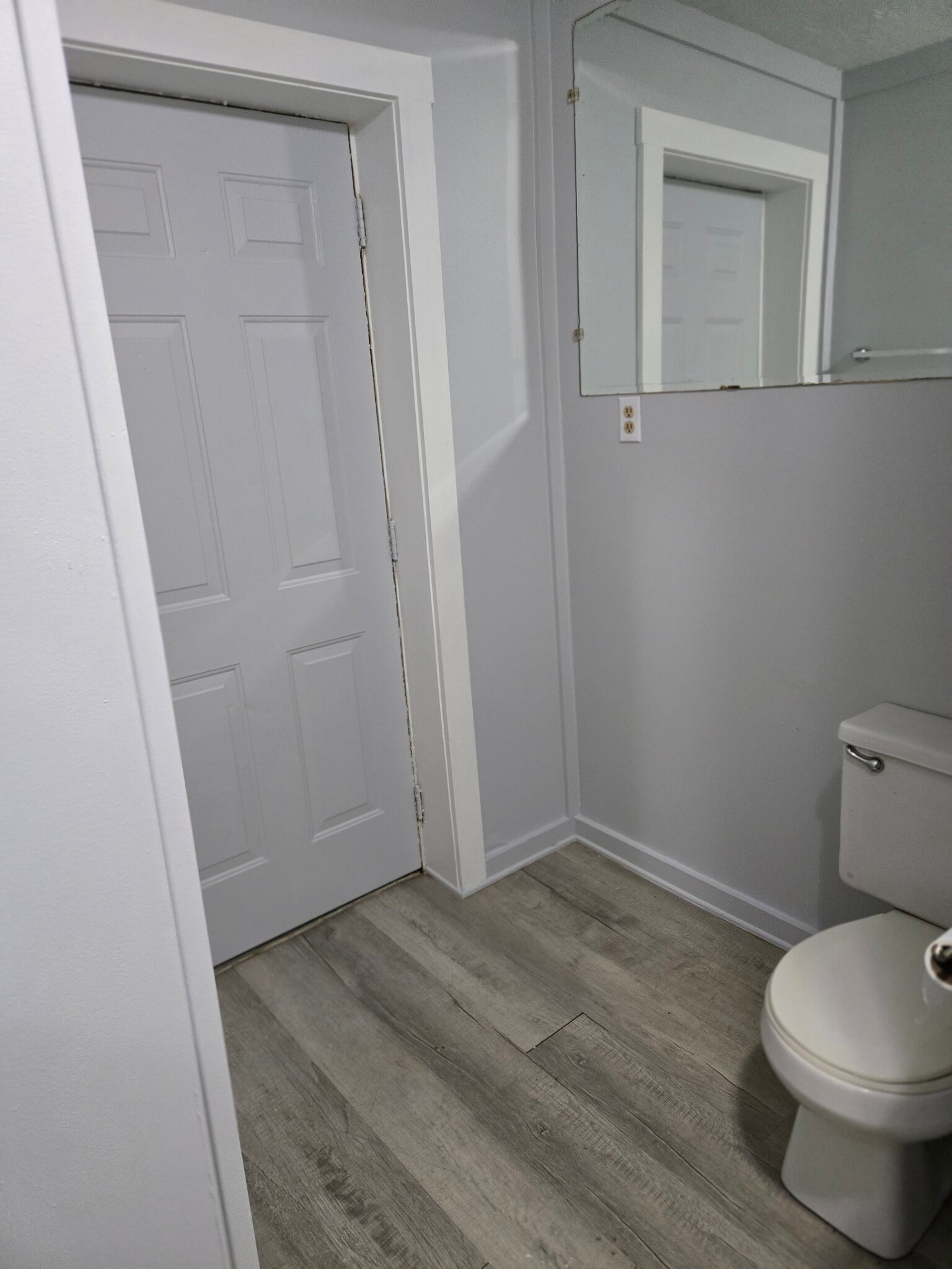 Building Photo - 354 Cherry St