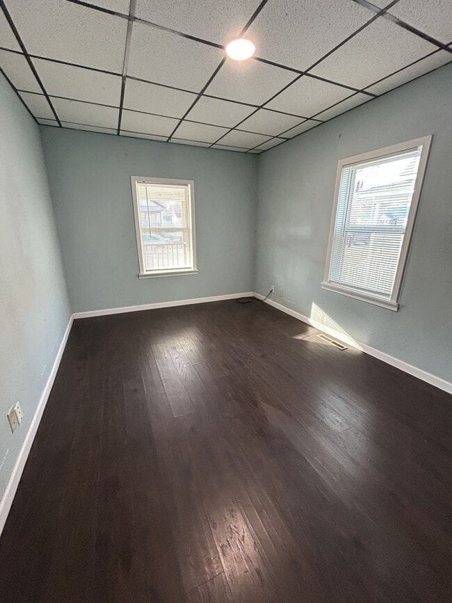 Building Photo - Cute and Cozy 2BR/1BA House