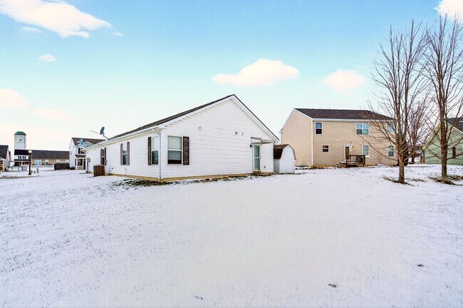 Building Photo - Gorgeous 3 Bed 2 Bath in Quiet Neighborhood!