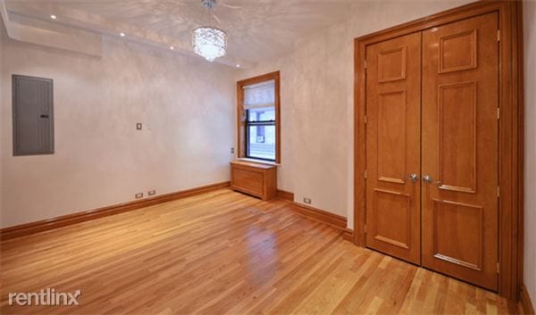 Building Photo - 855 7TH Ave