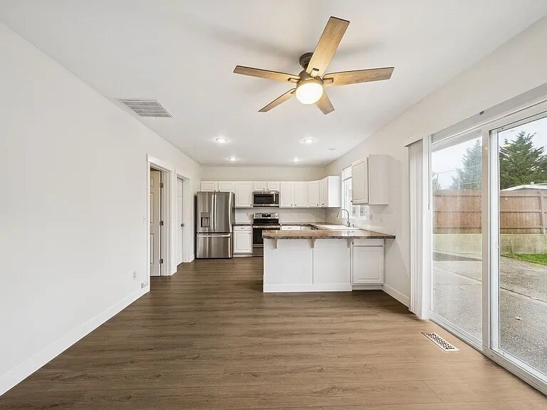 Building Photo - 13106 89th Ave E