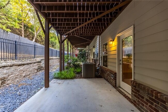 Building Photo - 1394 Doublegate Dr