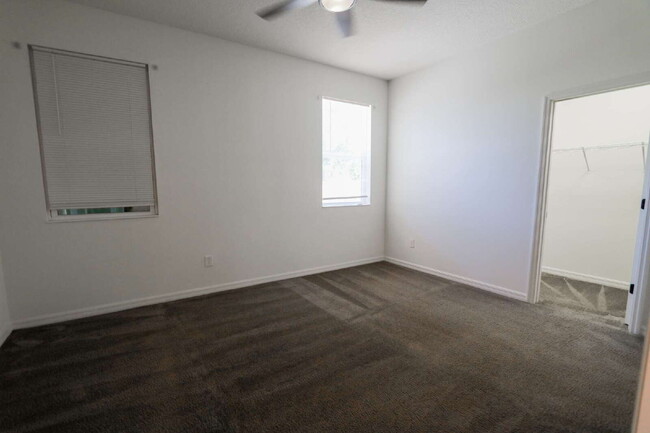 Building Photo - Stunning 3-Bedroom Retreat with 2 Full Bat...