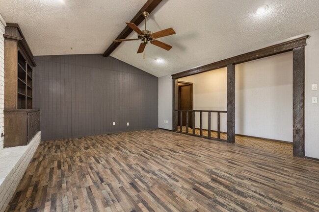 Building Photo - 3112 S Rankin St