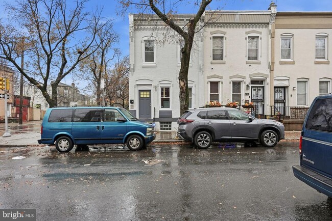 Building Photo - 2302 N 18th St