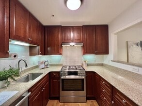 Building Photo - 318 Rindge Ave