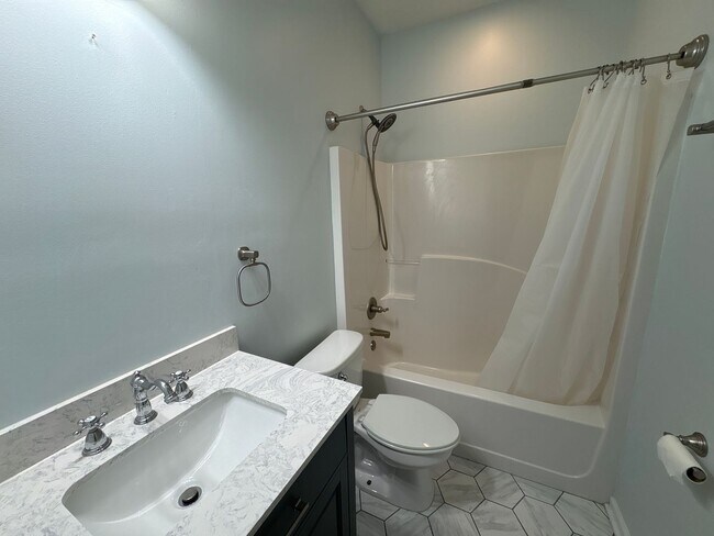 Building Photo - 1168 Lake Greenwood Dr