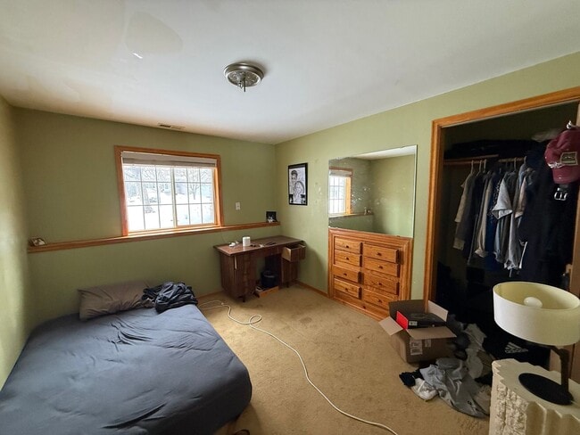 Building Photo - Spacious 5 Bedroom Home in Andover | Finished Walkout | 3-Car Garage