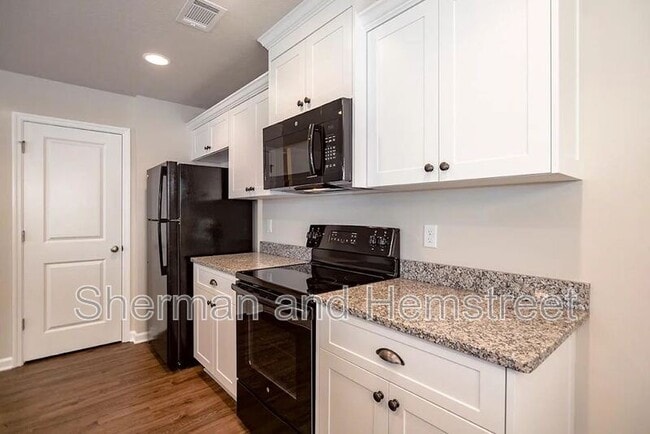 Building Photo - 904 Joiner Cir