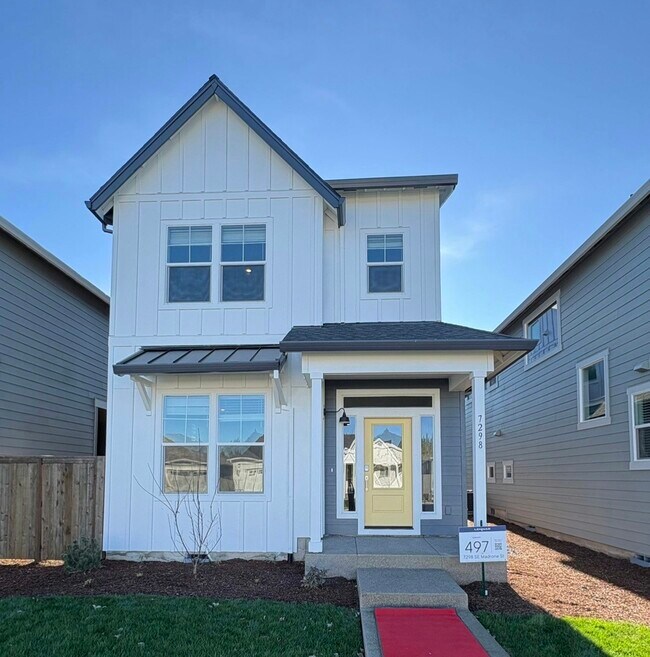 Building Photo - 7298 SE Madrone St