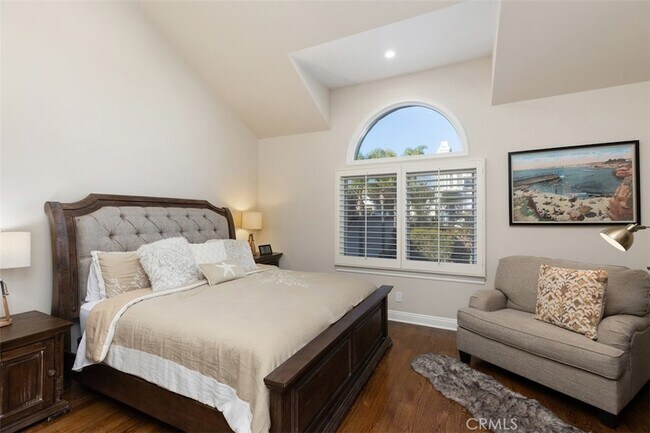 Building Photo - 24536 Santa Clara Ave