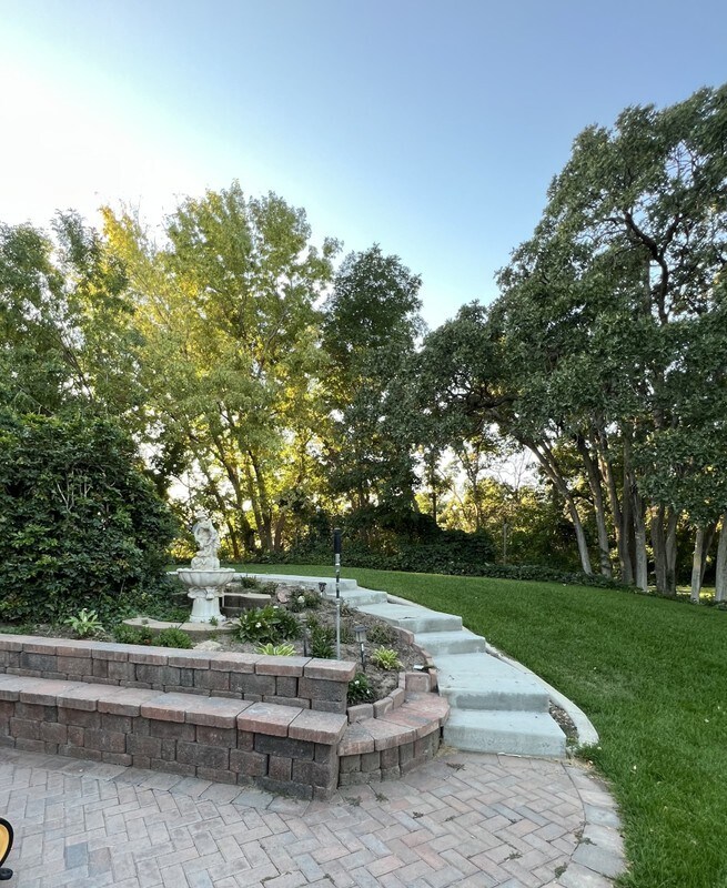 Building Photo - 1177 E 500 N