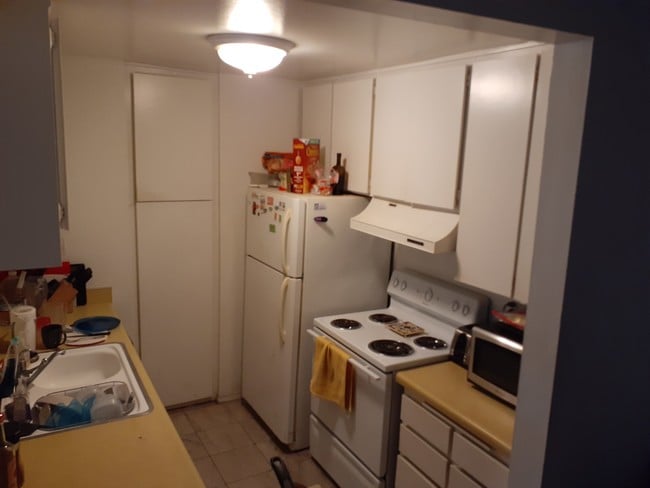 Building Photo - 7740 Redlands St