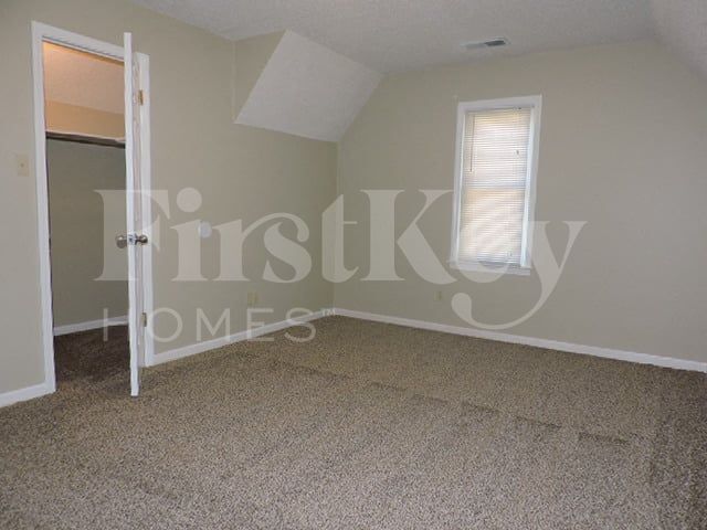 Building Photo - 2056 Kingsrow Pkwy