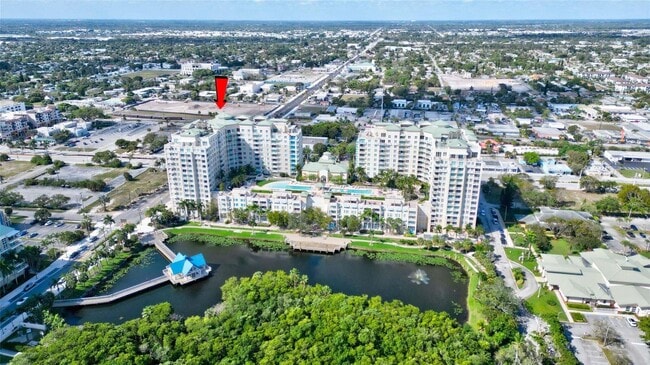 Building Photo - 350 N Federal Hwy