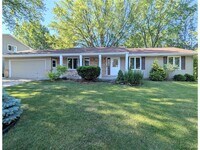 Building Photo - 6065 Oakwood Rd
