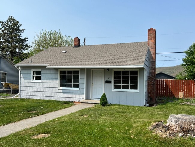 Primary Photo - Cute 2 bedroom home for rent in Ephrata