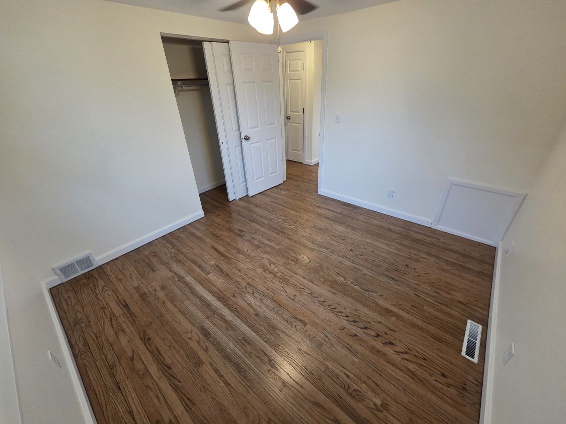 Building Photo - 988 Delwood Rd