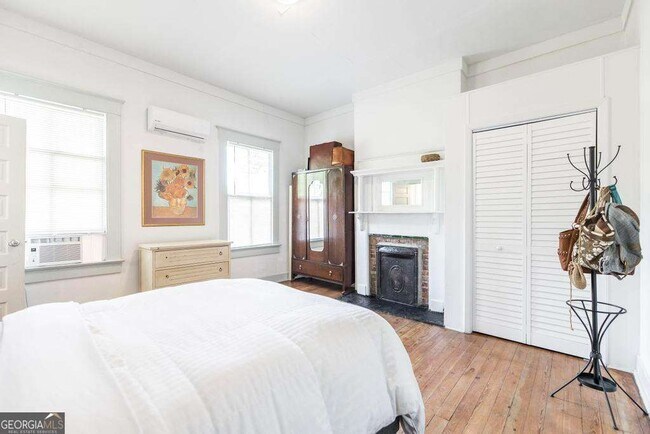 Building Photo - 1475 3rd St