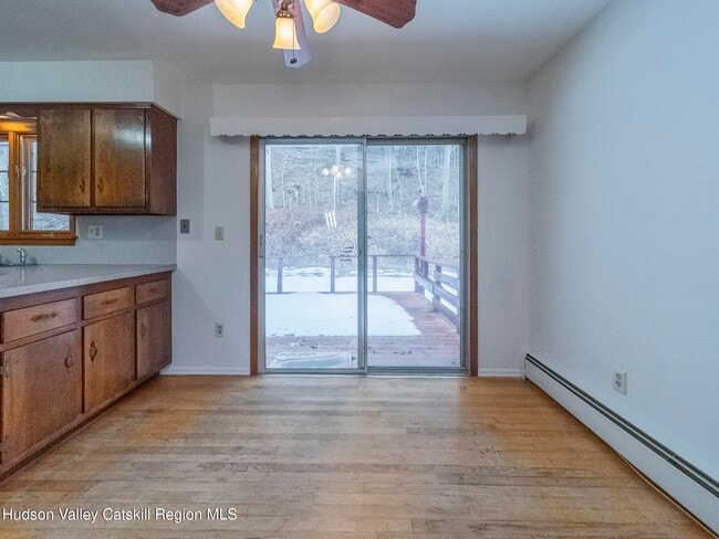 Building Photo - 30 Redwood Rd