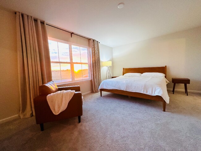 Building Photo - 4740 Canterbury Rd