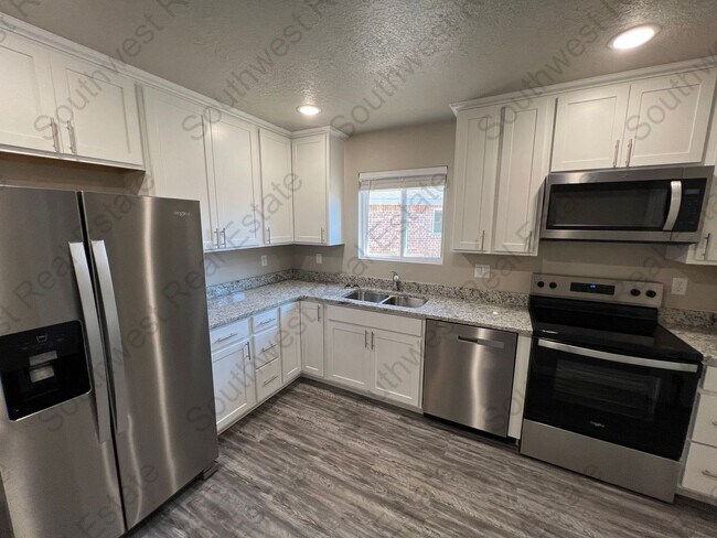 Building Photo - 2109 Bobwhite Ct