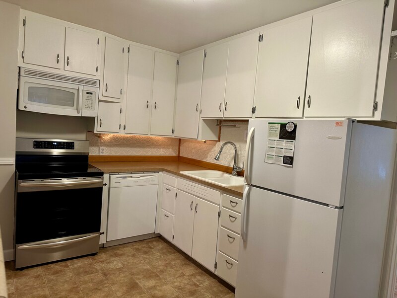 Building Photo - 114 Taulman St