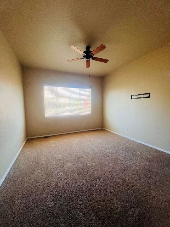 Building Photo - Don't miss the opportunity to make this wonderful house your next home.