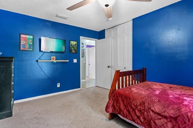 Building Photo - 2442 Duncan Dr