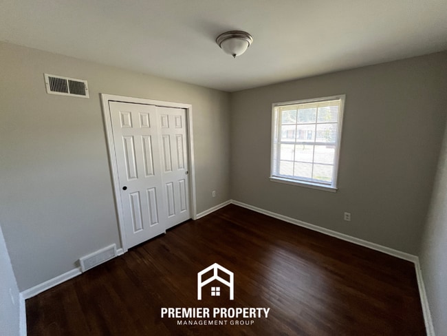 Building Photo - Charming 3BR/1.5BA Whitehaven Home | Low-Maintenance Tile Floors & Huge Fenced Yard