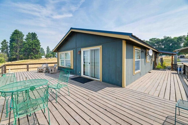 Building Photo - 37458 Modoc Point Rd