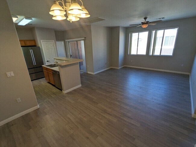 Building Photo - 9303 Gilcrease Ave