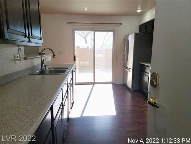 Building Photo - COMING SOON - Ready no later than Mid March