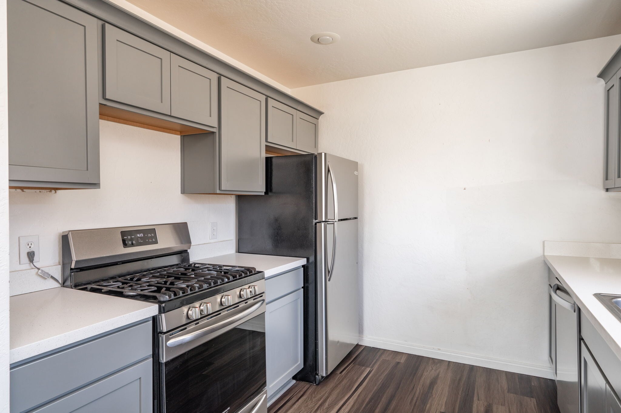 Building Photo - 408 w hillside ave