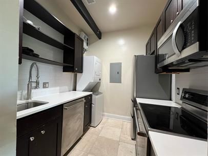 Primary Photo - 500 Parkway Dr NE