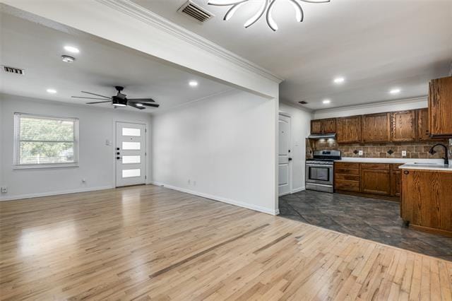 Building Photo - 368 Crenshaw Dr