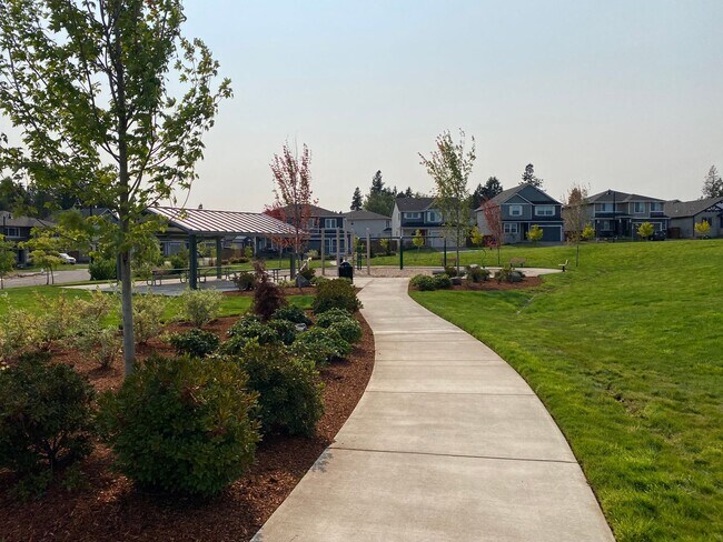 Building Photo - NEWER CONSTRUCTION! Beautiful Brand Home B...