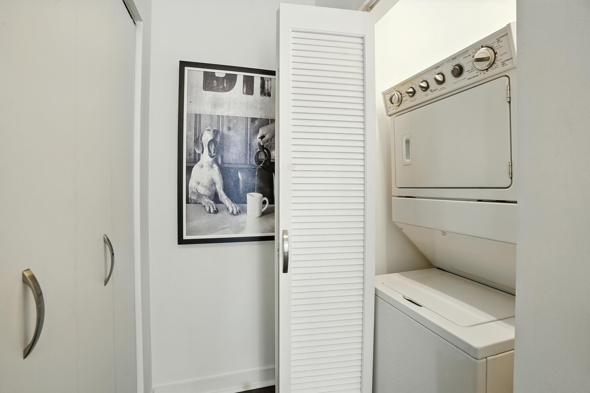 Building Photo - 133 W Wacker Dr