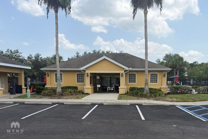 Building Photo - 7043 Spotted Deer Pl