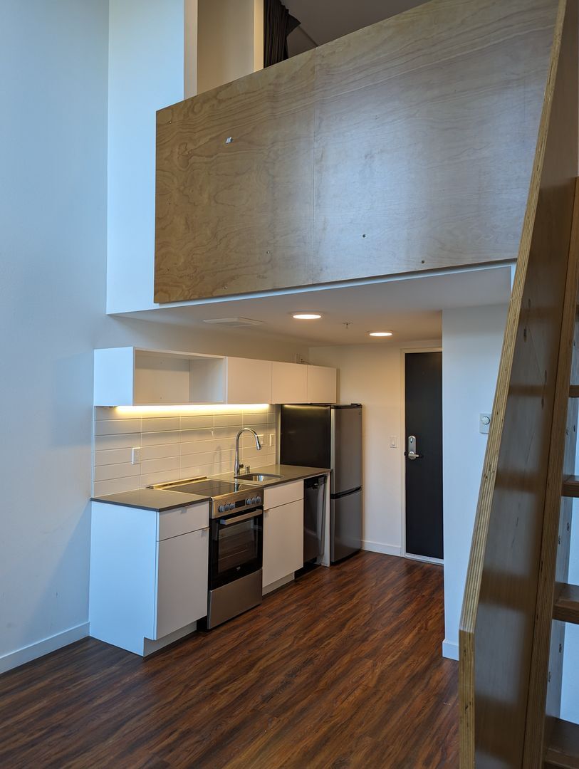 Interior Photo - Thomas Street Lofts